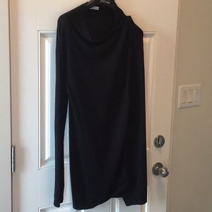 Versatile lightweight sweater